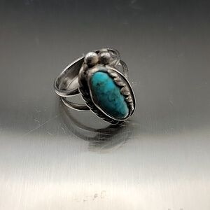 5g Vtg Native American Old Pawn Turquoise And Sterling Silver Size 7 Ladies Ring